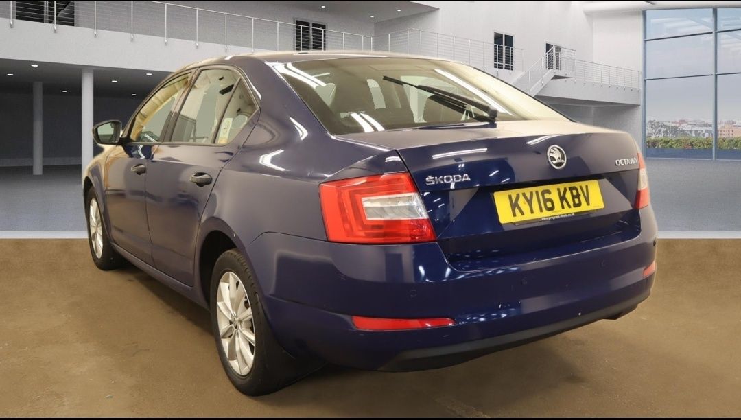 Dezmembrez Skoda Octavia 3 1.6tdi DSG