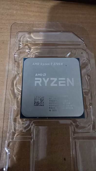 Procesor Ryzen 7 3700x