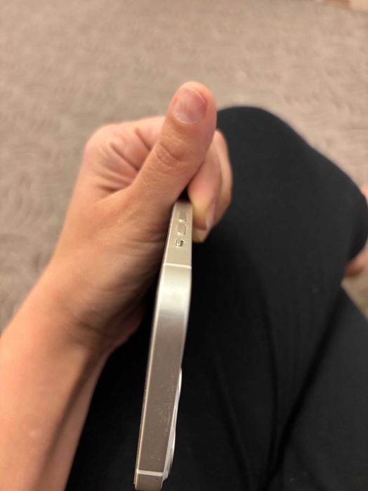 iPhone 13 foarte bine întreținut 256 giga