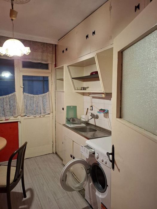 Дава се под наем Тристаен апартамент в Пловдив, Кършияка - 87 кв.м за 375 € - Снимка #2