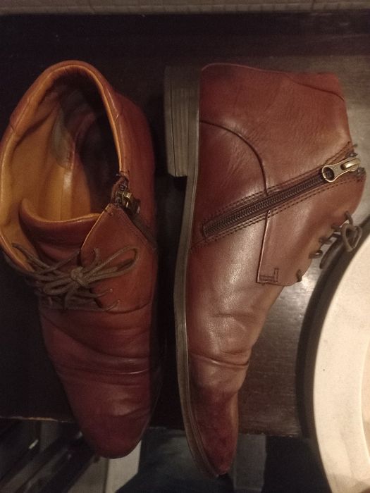 Зимни боти от естествена кожа