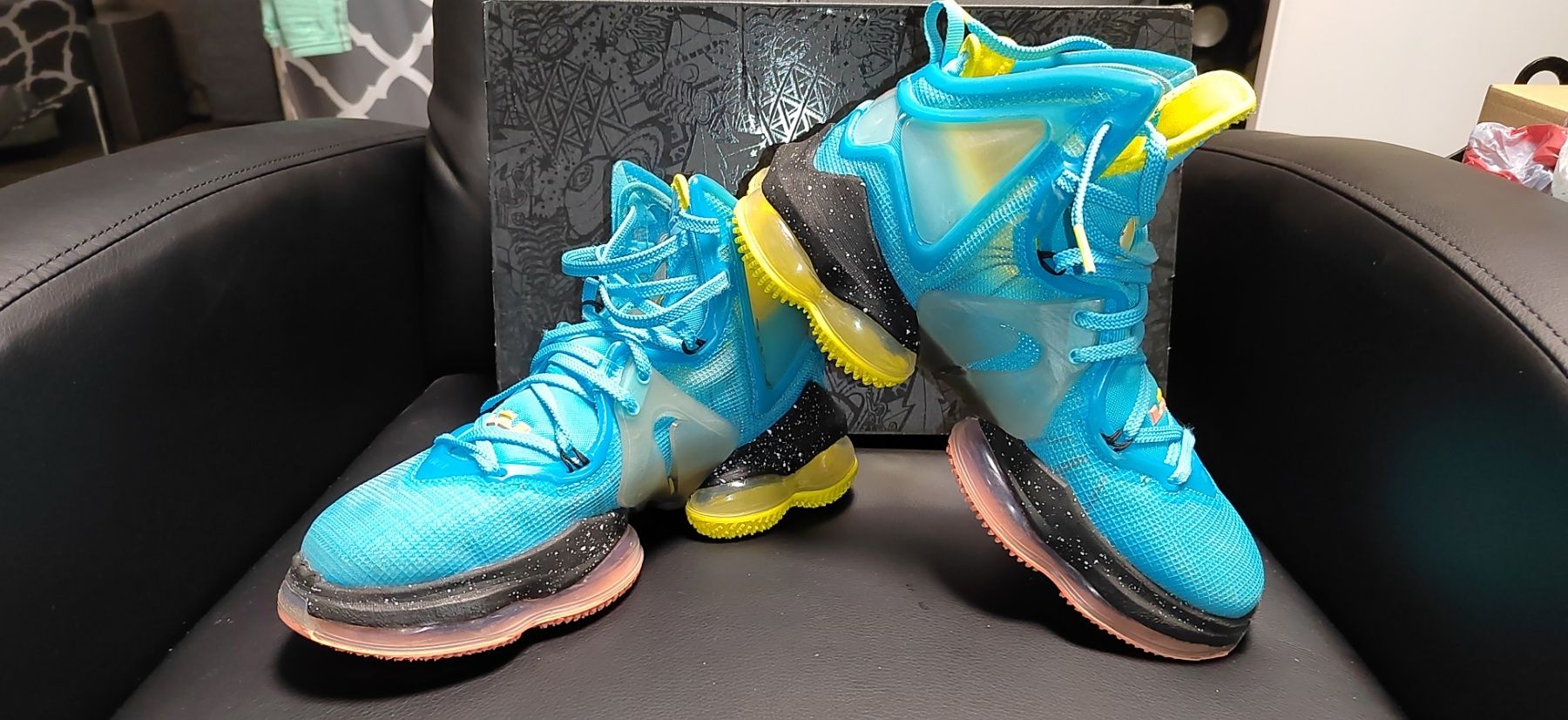 Nike Lebron XIX, номер 40