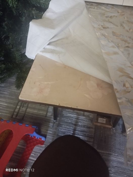 Журнальный столик