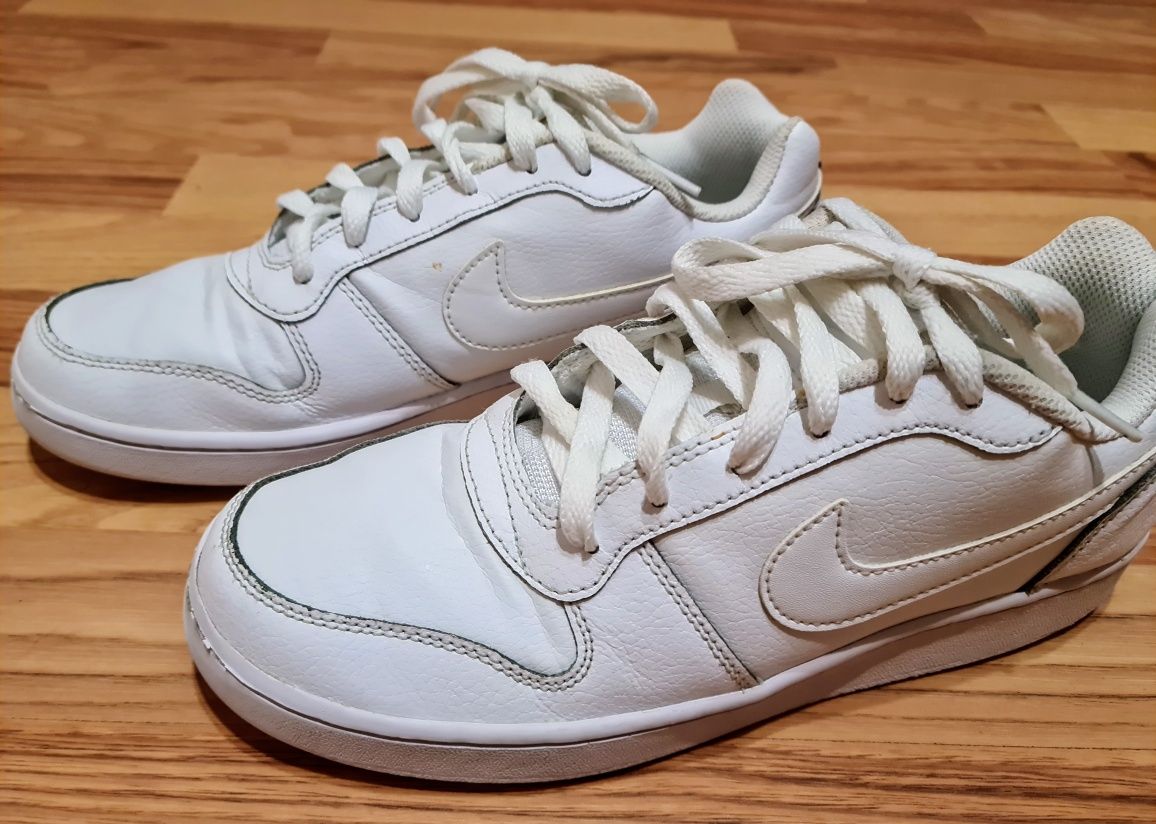 Nike Ebernon Low "Triple White" Women''s (SKU:  AQ1779-100), 40