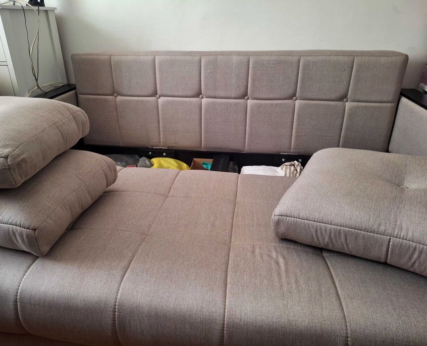 Продаётся диван-кровать.