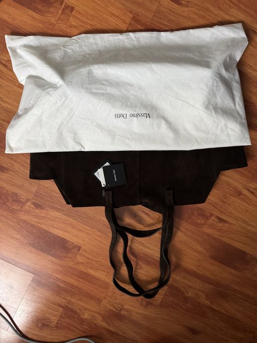 Geanta shopper maxi din piele intorsa massimo dutti.