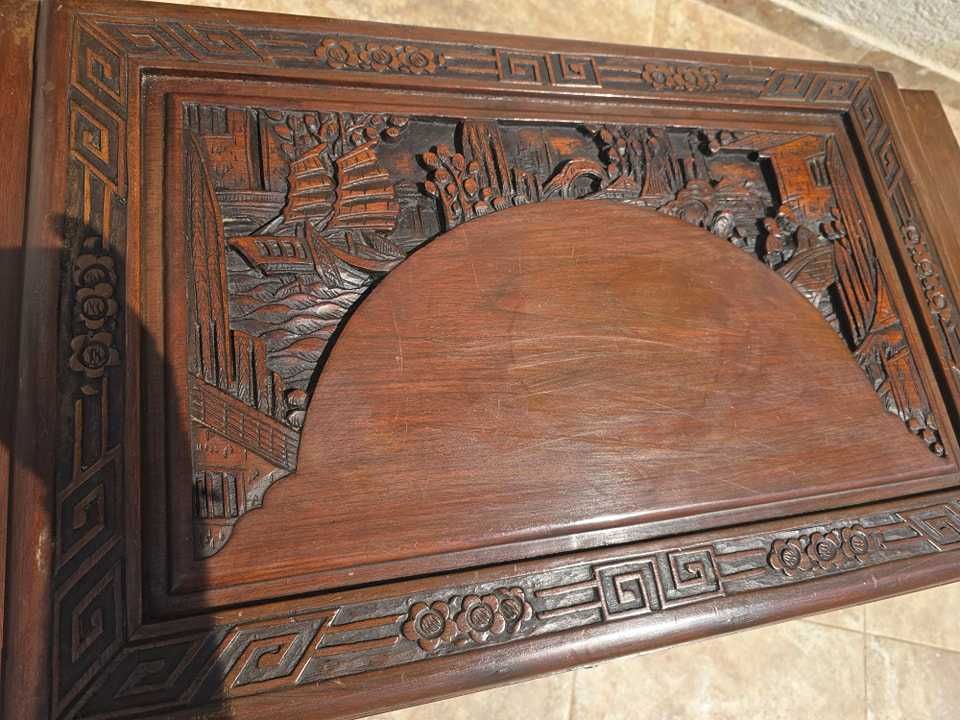 Lada de zestre veche sculptura deosebită,motiv orientala.