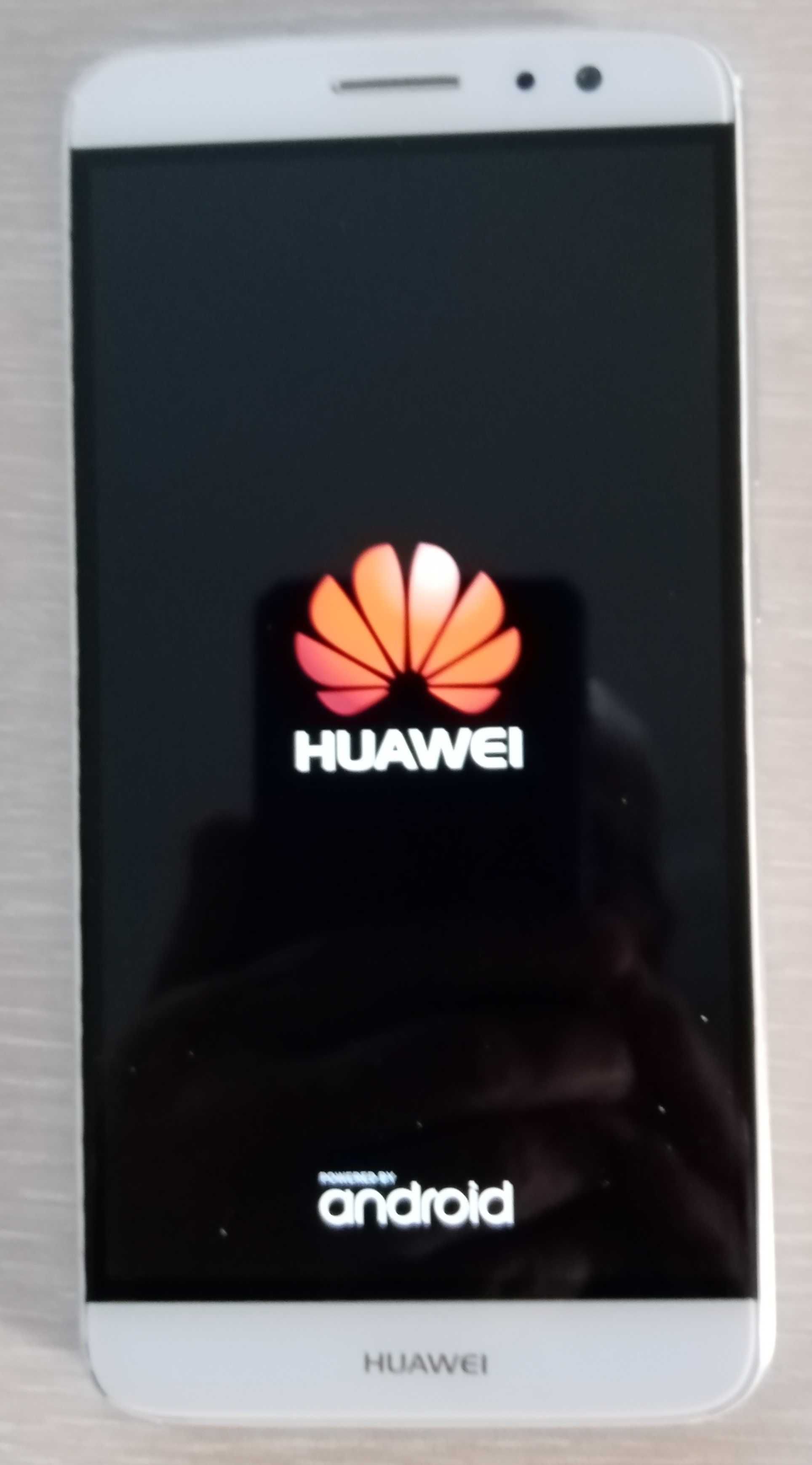 Смартфон HUAWEI Nova Plus DUAL Sim