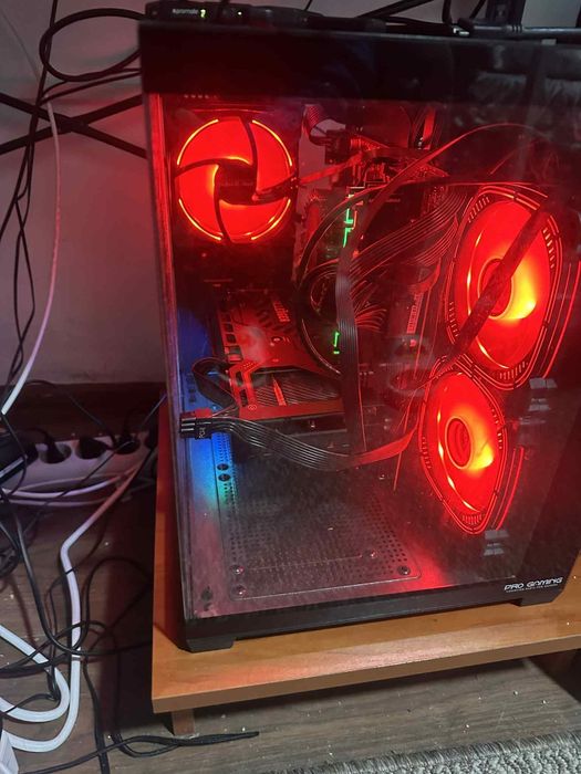 Vand Pc gaming 12gb GPU 12c processor 24gb ram