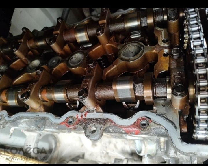 Головка блока целиндра на Nissan Primera 90-97 года