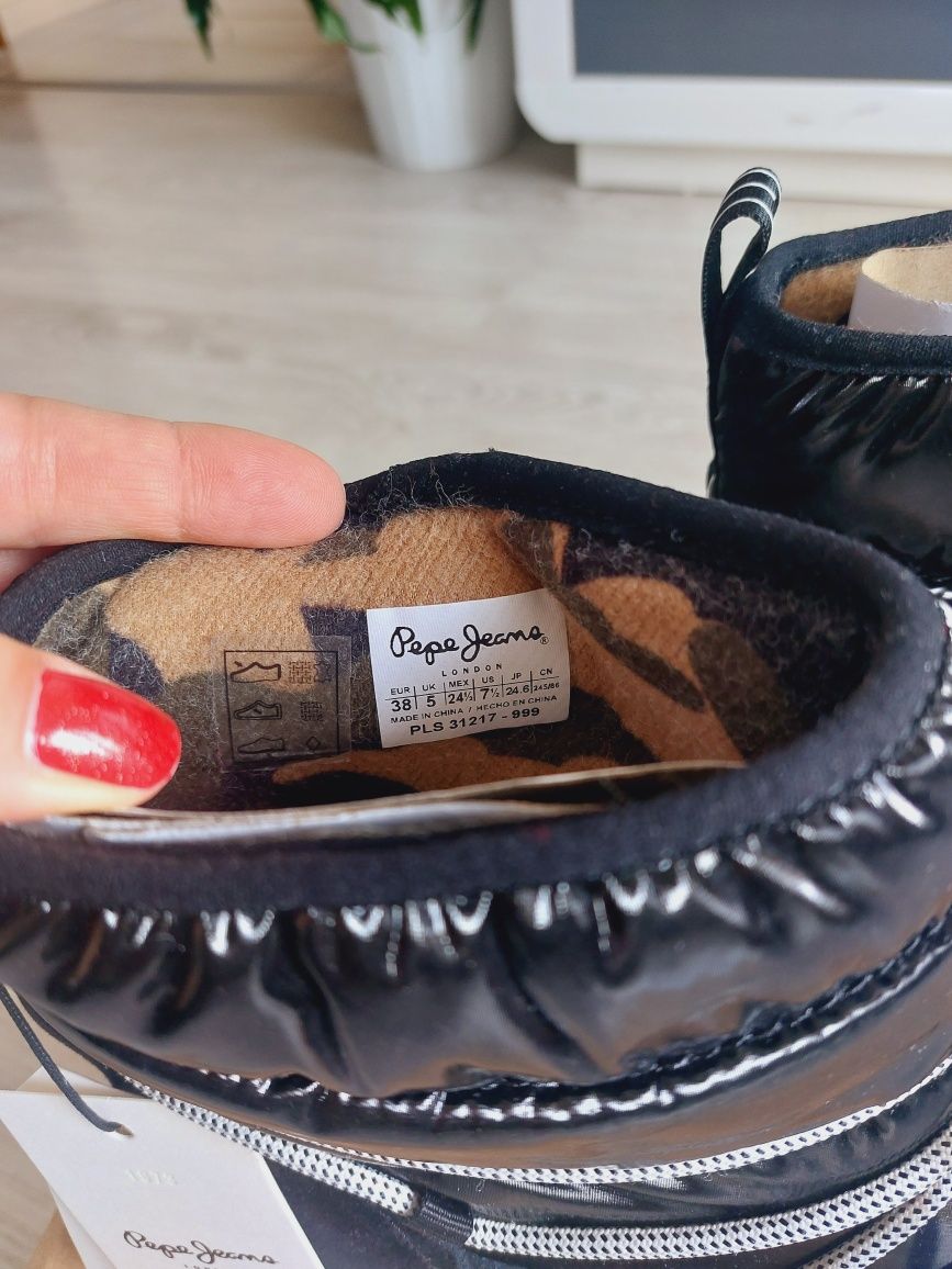 Pepe Jeans ниски апрески/боти