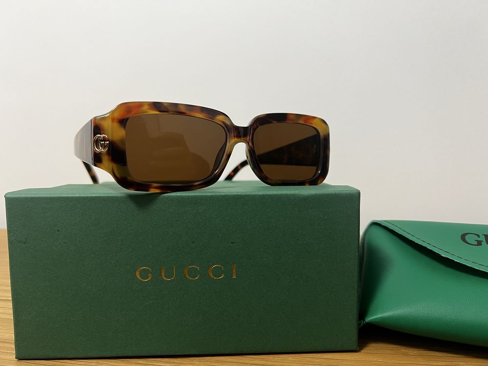Ochelari de soare Gucci
