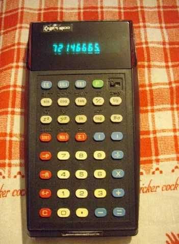 Calculator portabil vintage Commodore SR-1800