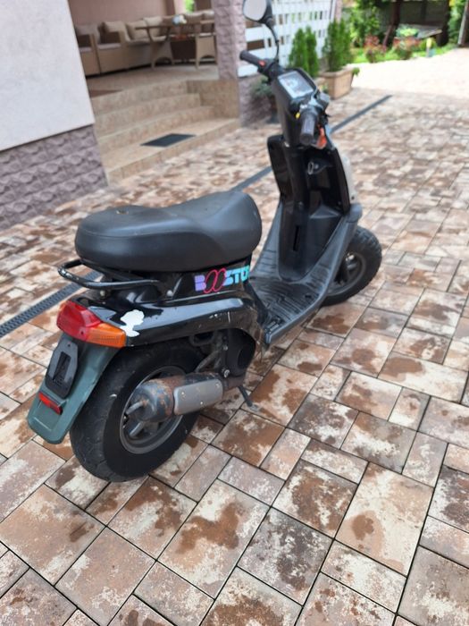 Vând Scuter pe benzină