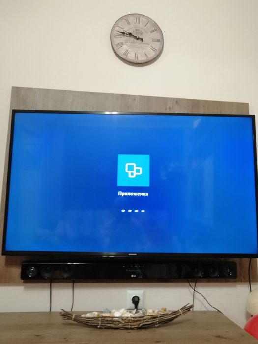 Като нов: SAMSUNG JU6000 48" UHD 4K Flat Smart TV JU6000