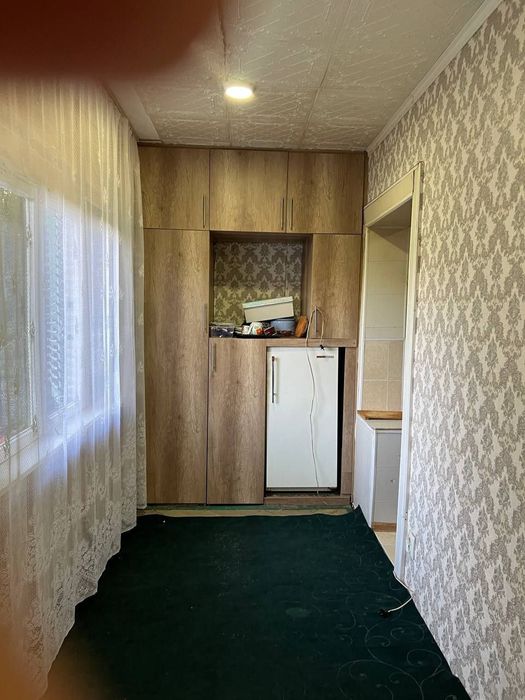 Срочно продаётся 2/2/4 Феруза балкон 2×6 кафе шукрона 60.000