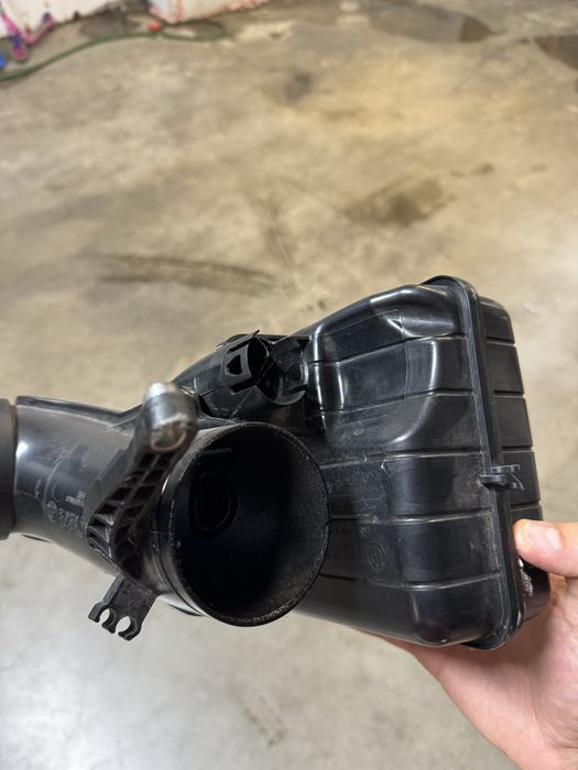 Tubulatura filtru aer turbo f10