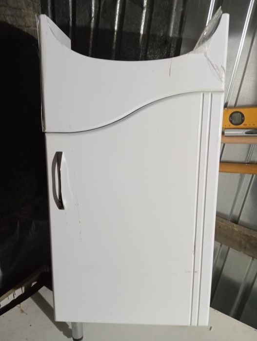 Продам тумбочку под раковину