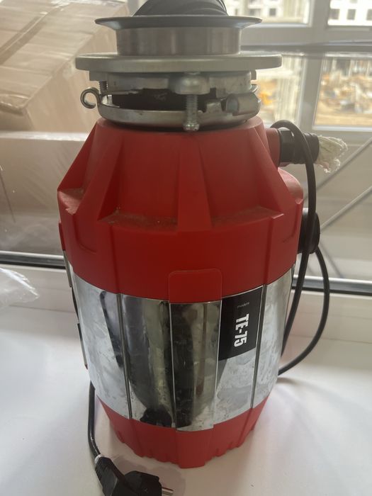 Измельчитель продаю в хорошем состоянии