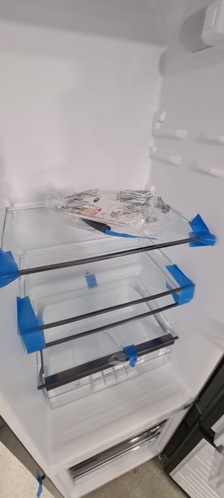 Чисто Нов Комбиниран хладилник с фризер Tehnolux 180см Клас А (D)