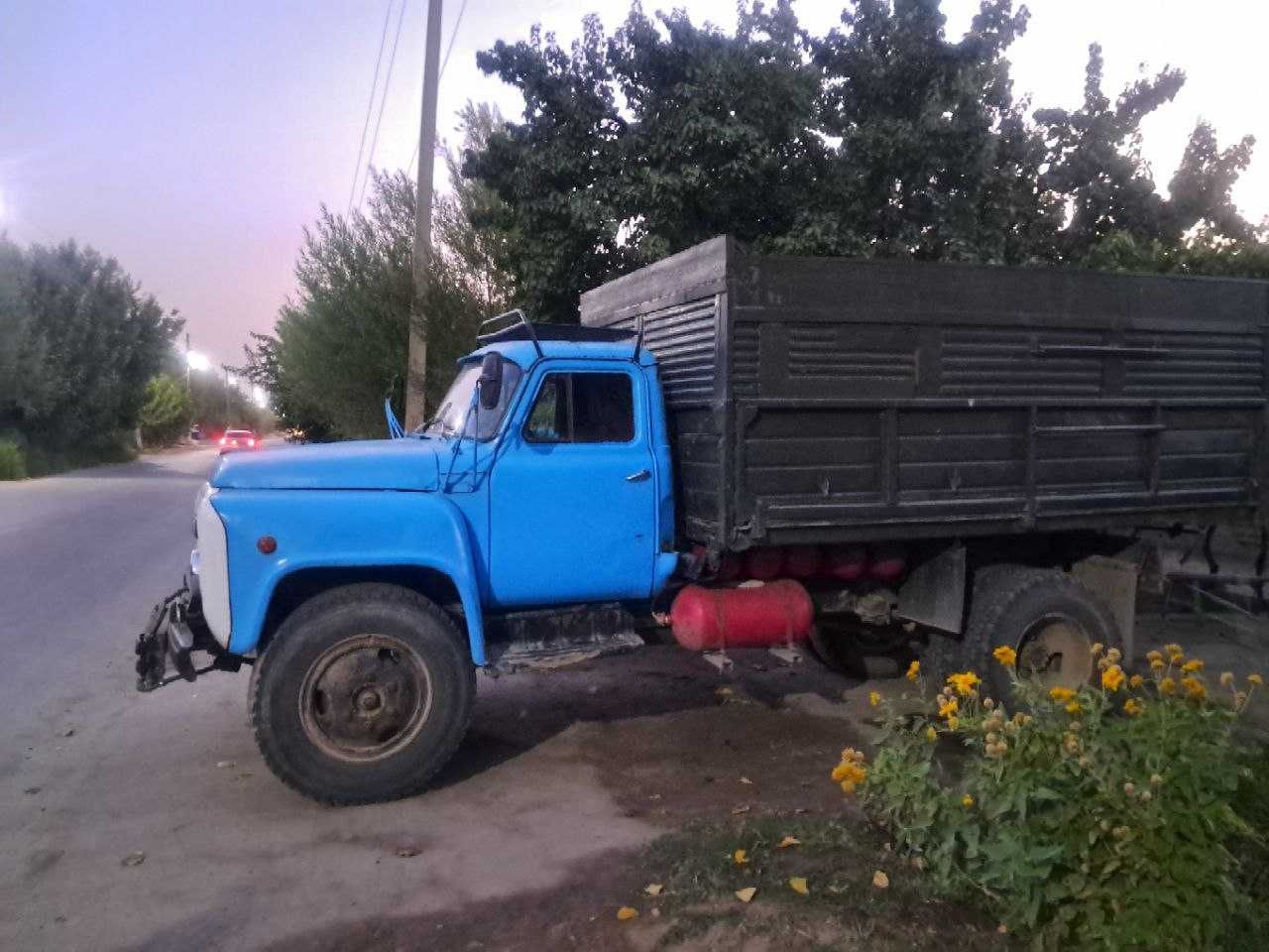 Gaz 53 sotiladi. Samasval.  Газ 53 сотилади. Самасвал