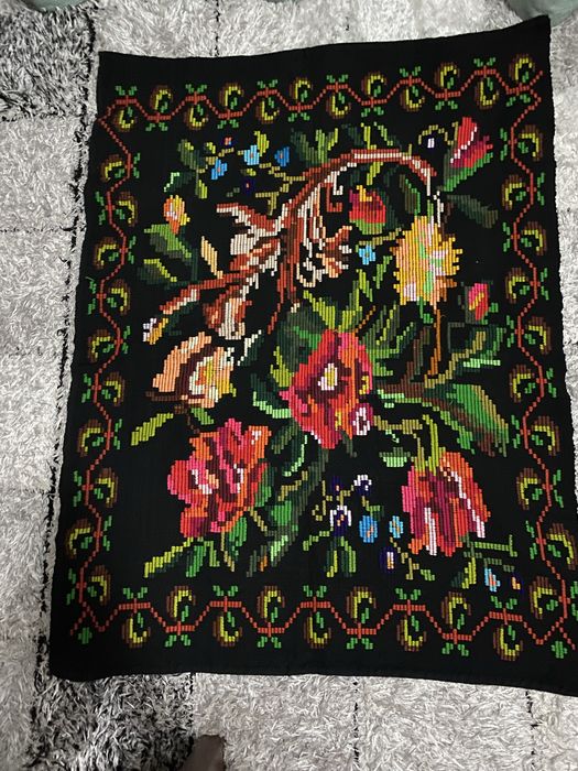 Țol lucrat manual