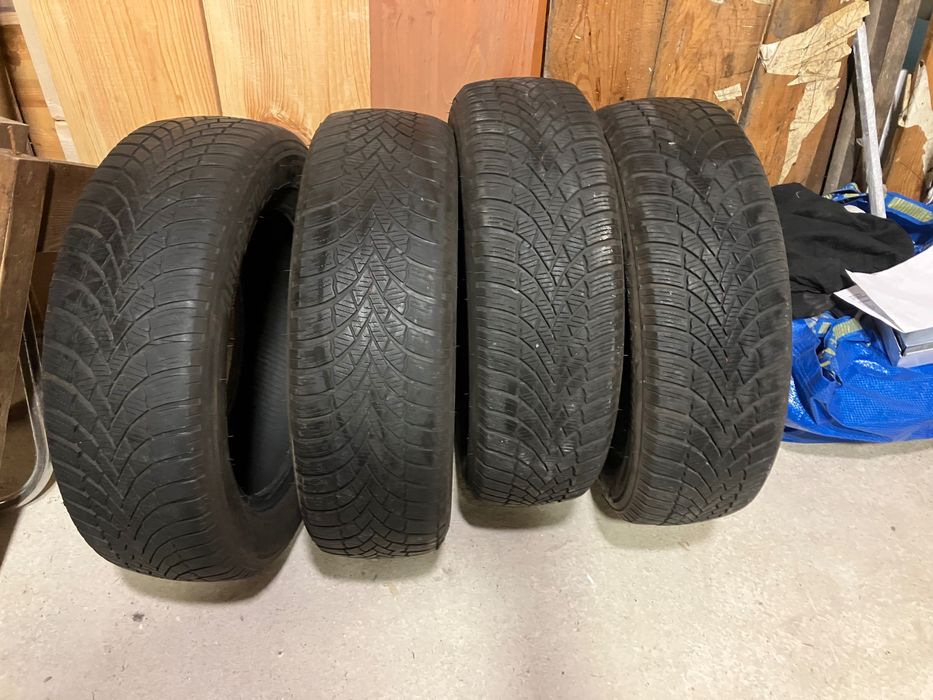 Зимни гуми Bridgestone, 175/65 R15, дот 27/22година, от хонда джаз