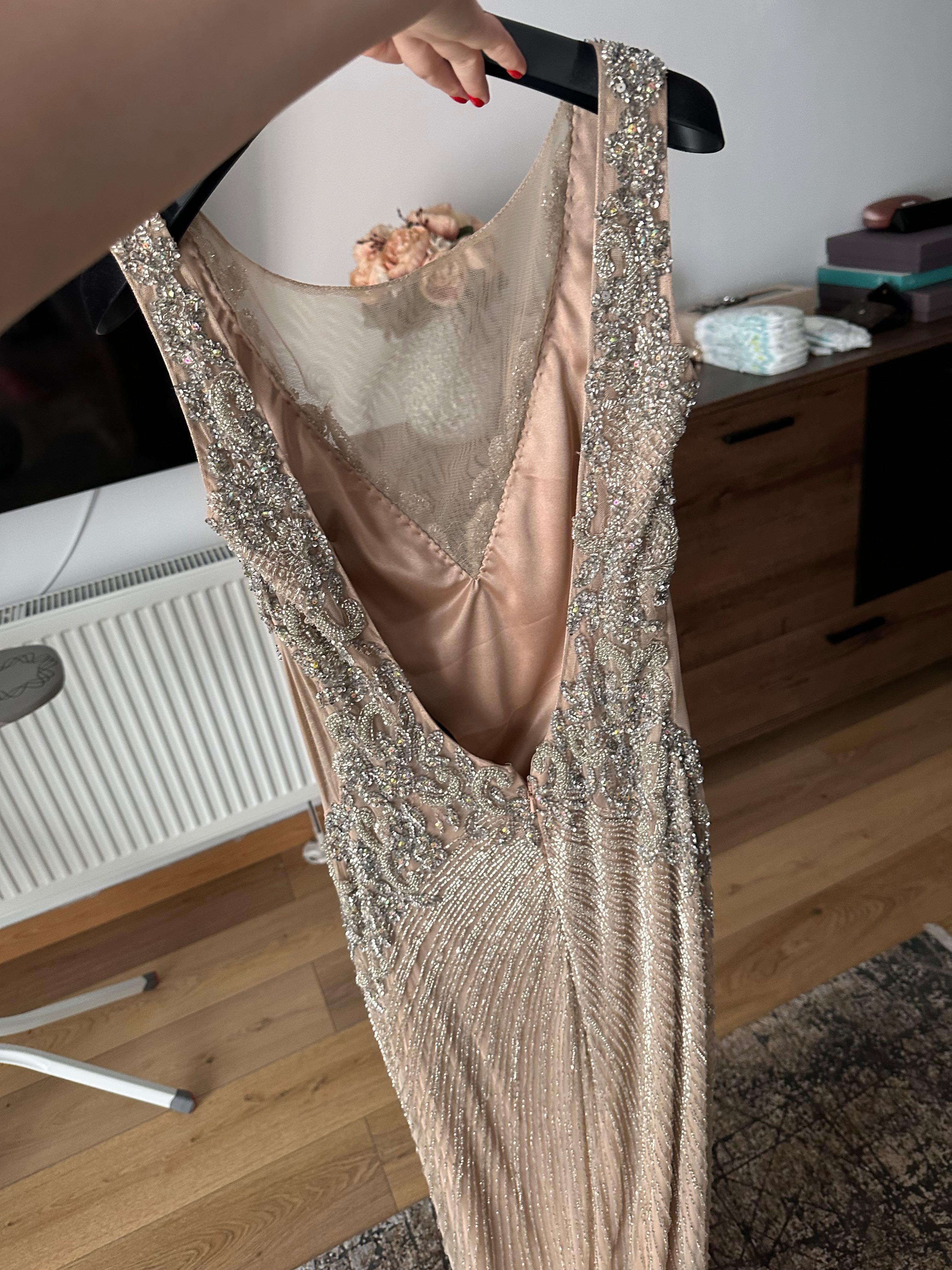 Rochie de nașa  tip bijuterie