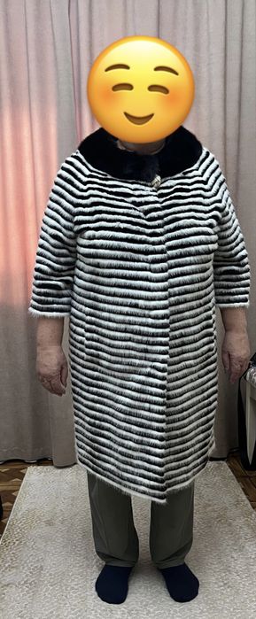 Продам женскую шубку-пальто