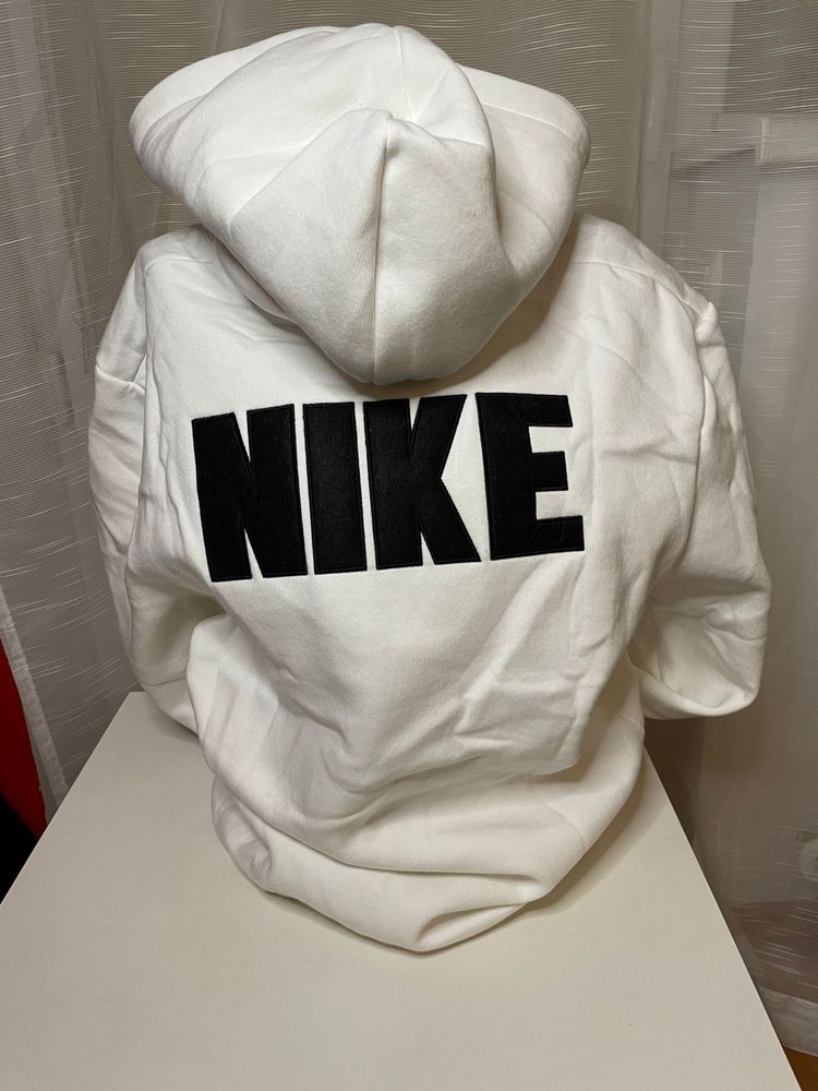 Hanorac Nike vatuit alb sau negru