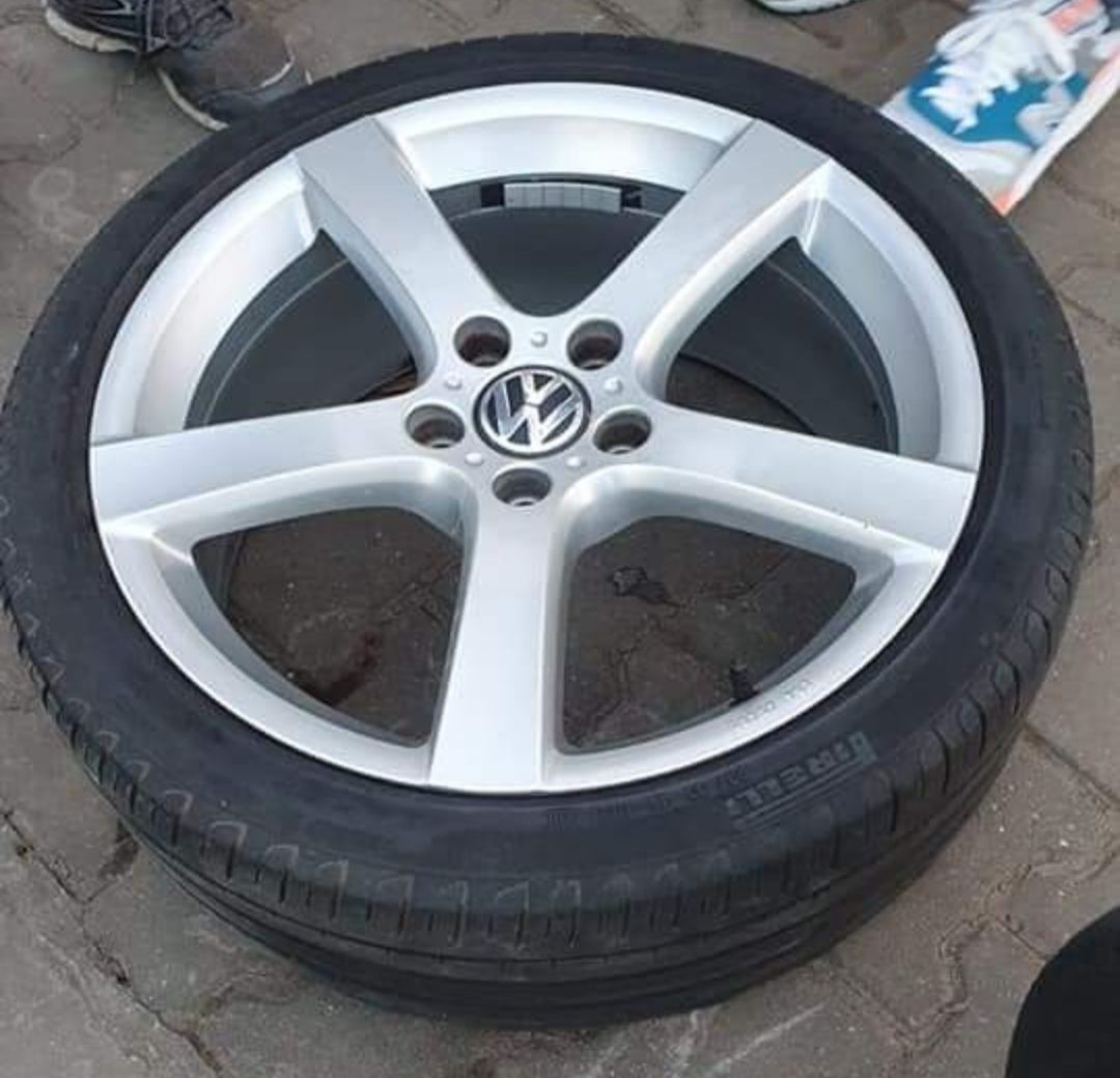 Vand jante vw r18 cu anvelope