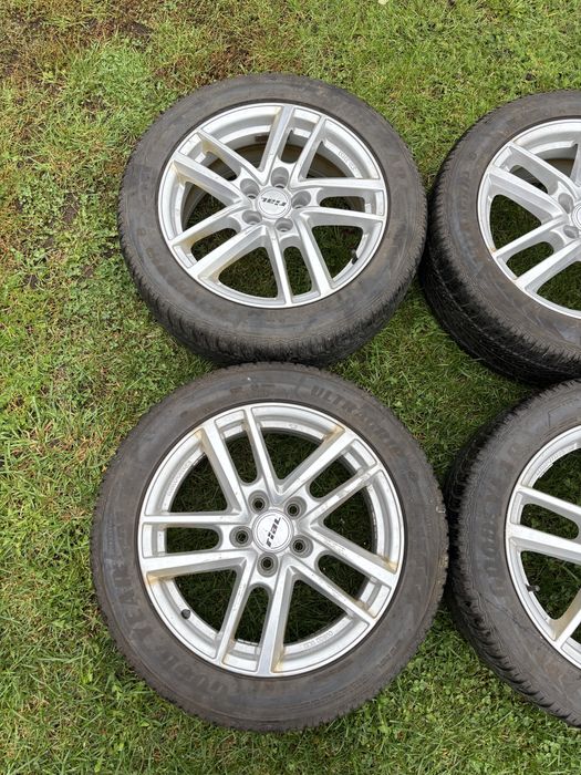 Vând set de jante aliaj r17 cu anvelope de iarnă 215/55R17