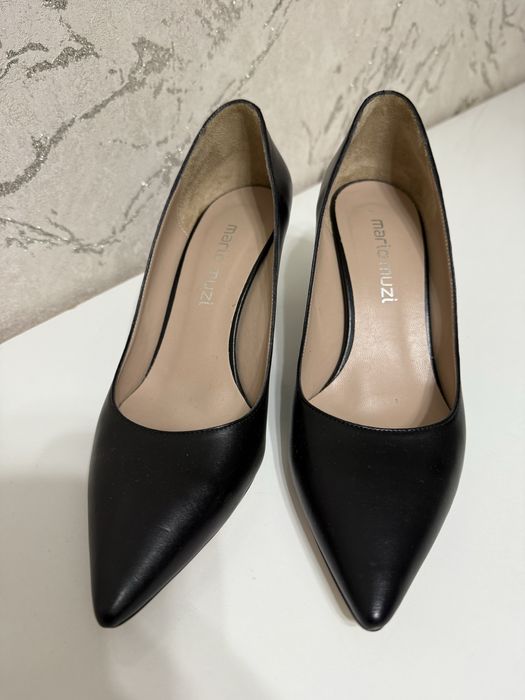 Продам вечерние туфли