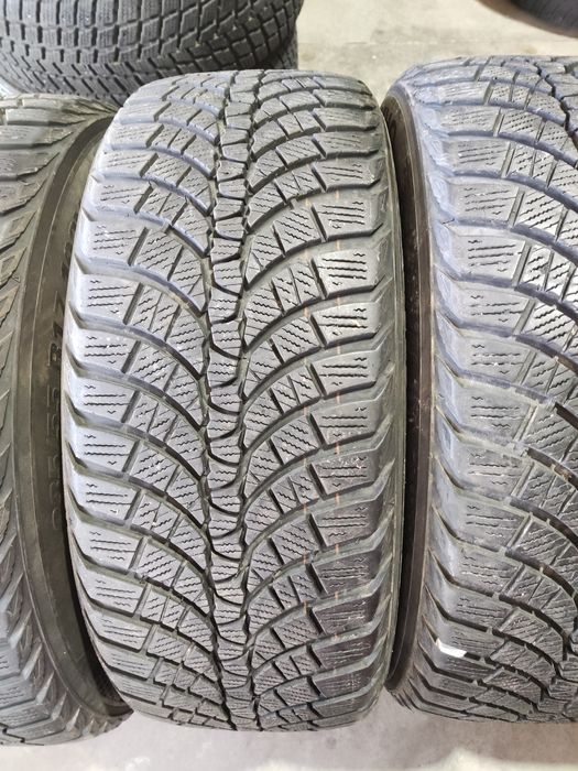 235/55/17 Kumho WinterCraft