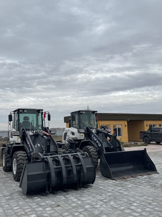 Погрузчик LUYU 942.Прямая поставка от самого завода,грузоподьем 2200кг