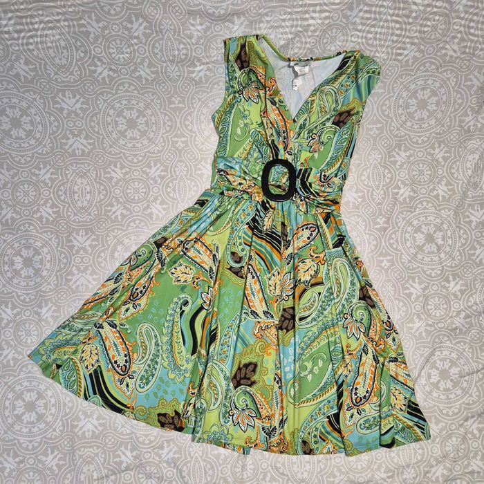 Официални рокли подходящи за празниците