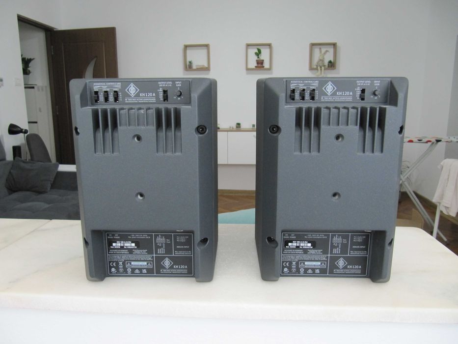 Monitoare Neumann KH 120 A