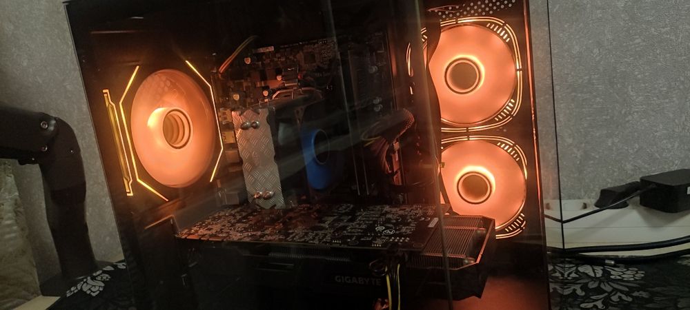 Продам Компьютер с монитором