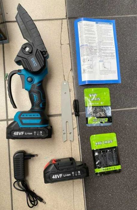 Акумулаторен ТРИОН ЗА ДЪРВО И КЛОНИ UKC 48V КОМПЛЕКТ + 2 вериги