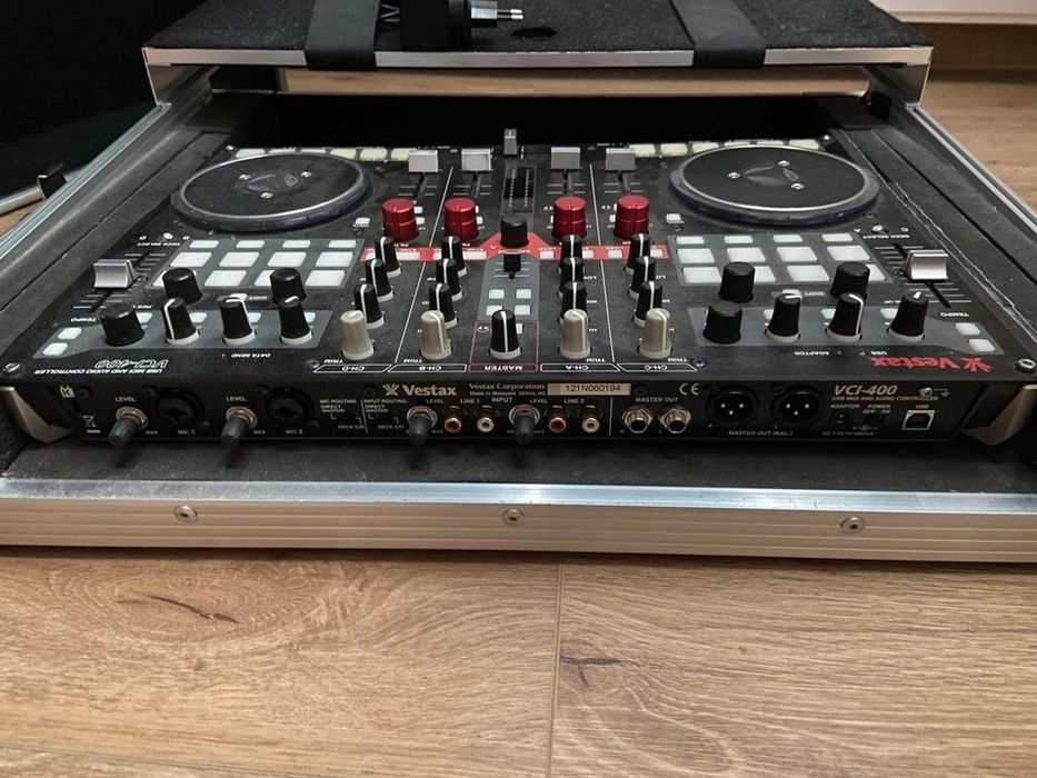 Контролер Vestax VCI 400