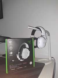 Casti gaming razer blackshark v2 pro wireless