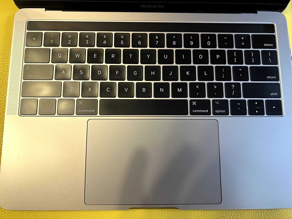 Macbook Pro 13 Touchbar
