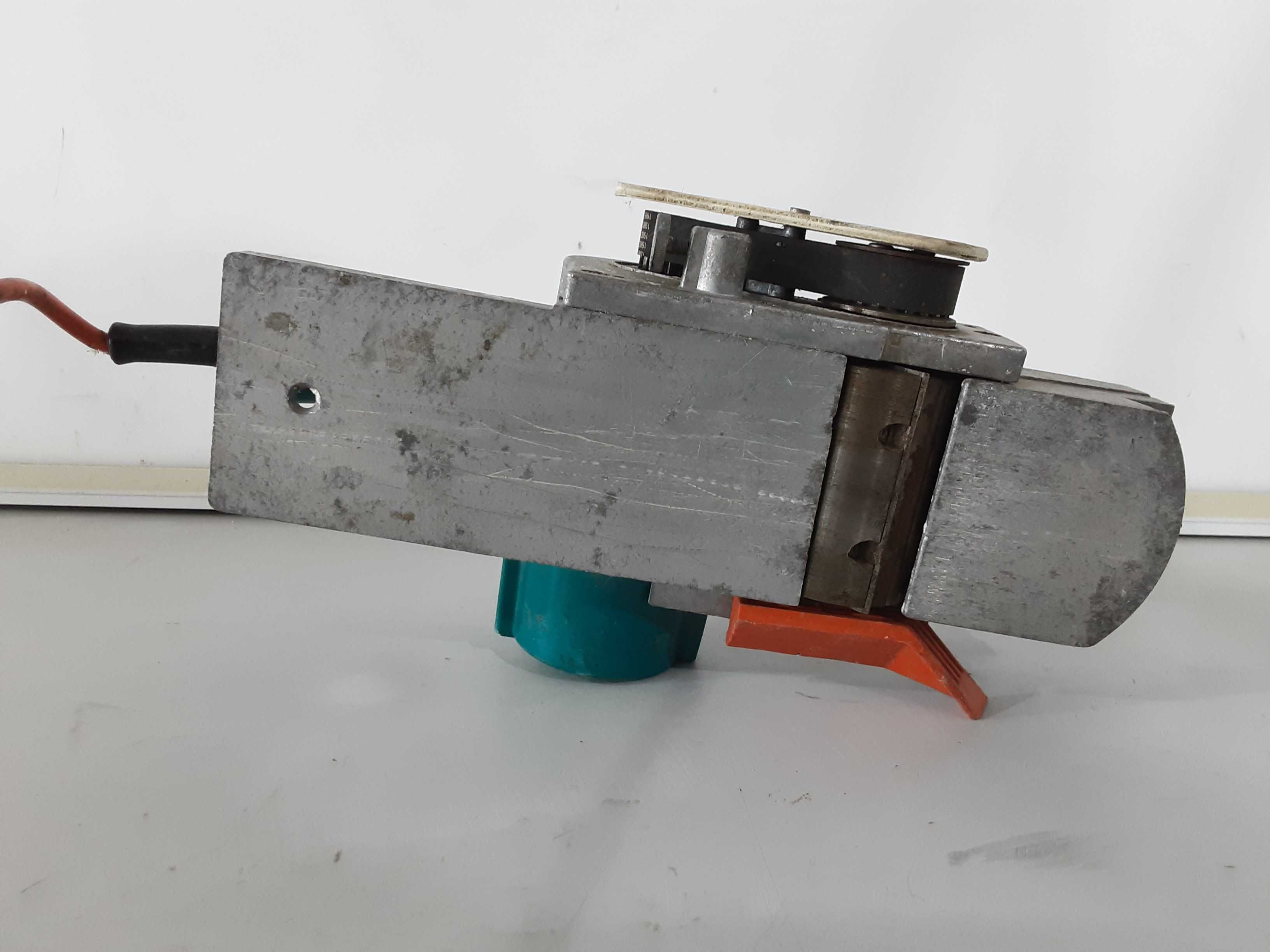 Ренде - Black & Decker 450W