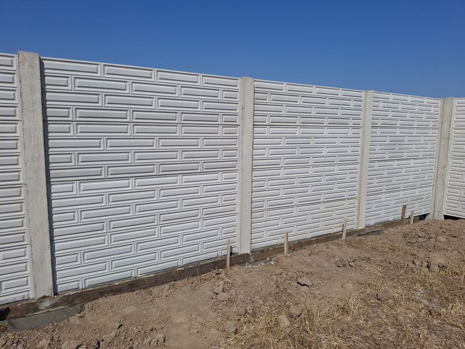 Vand si montez gard de beton