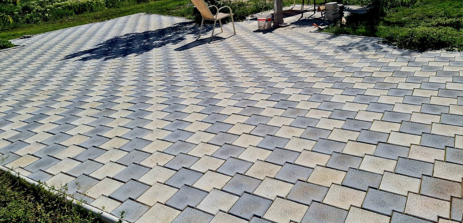 Extra preturi pentru pavaje si pavele model 43x43 cu montaj