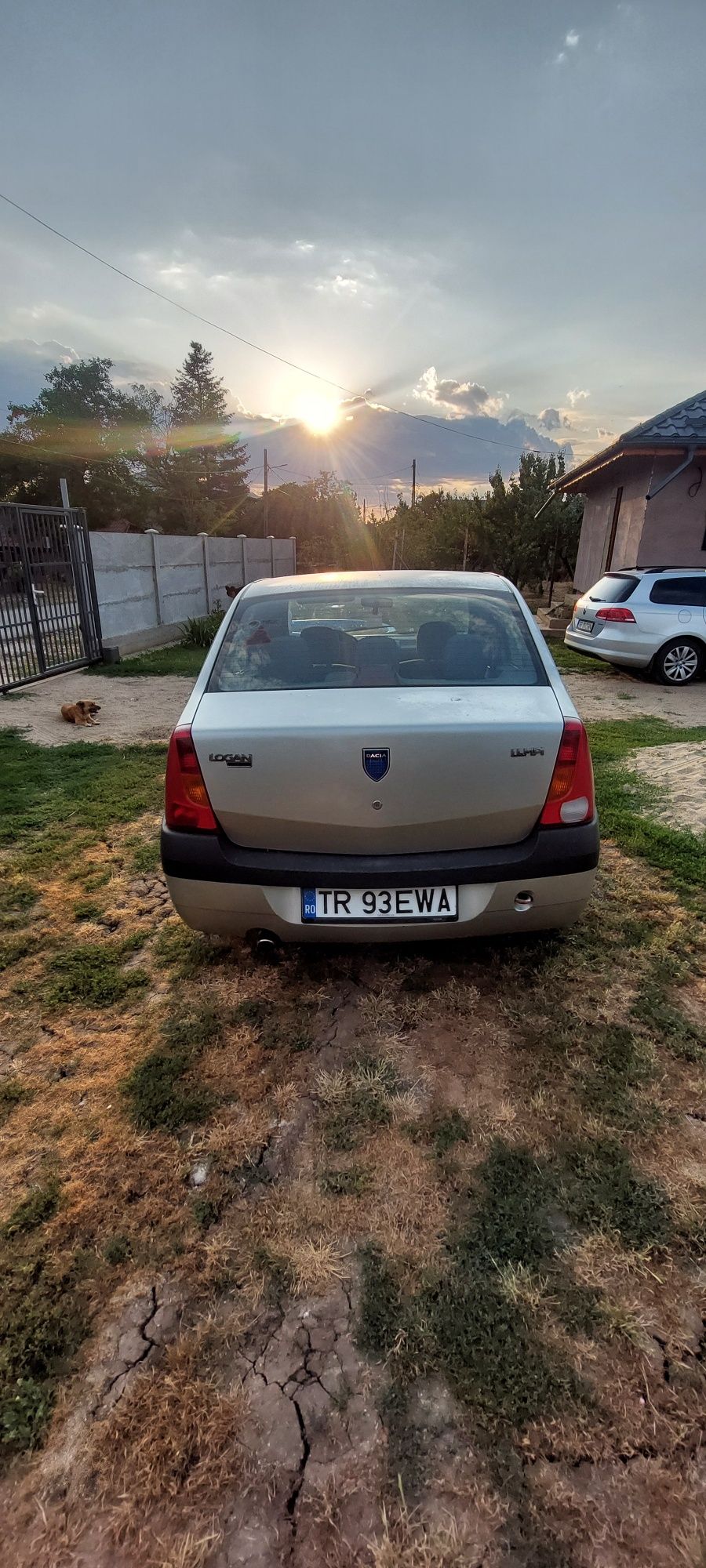 Vând Dacia Logan1.4 benzina