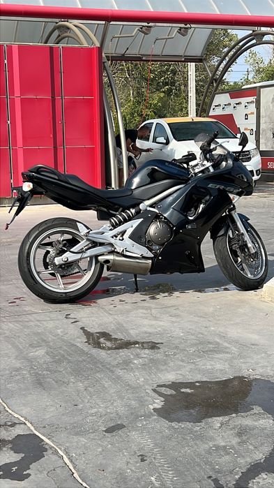 Vând/schimb cu auto Kawasachi Er6f 650, 2009 ,A2 18.000km