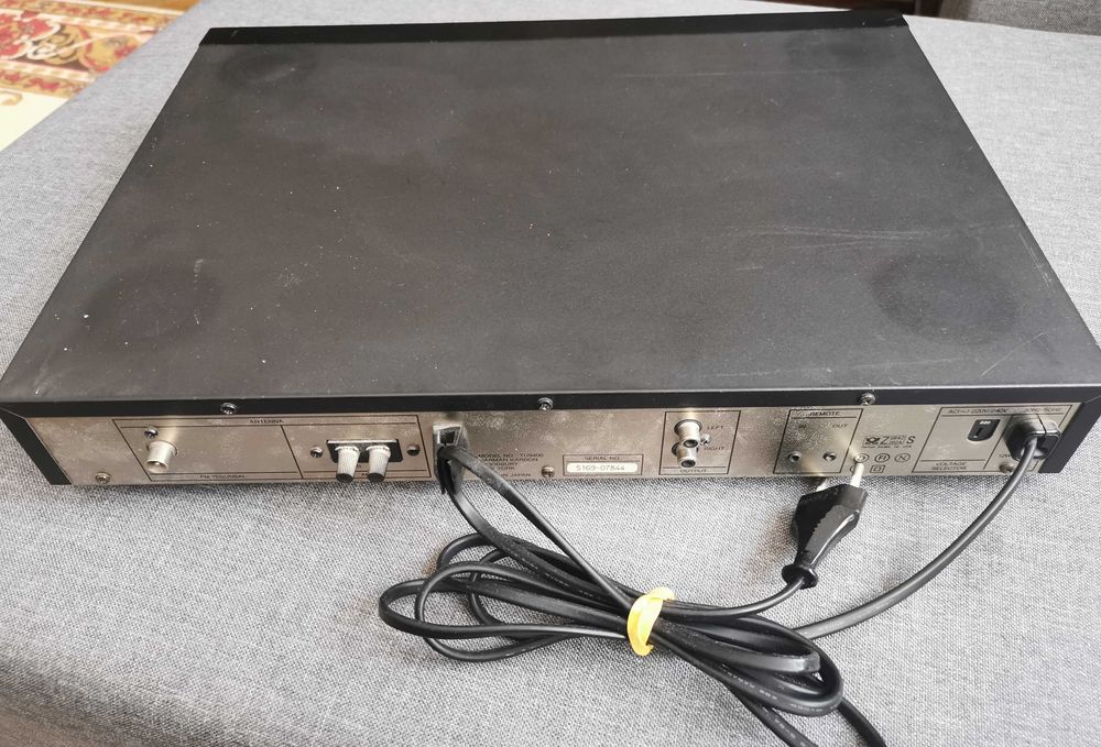 Radio Tuner Harman Kardon TU9400