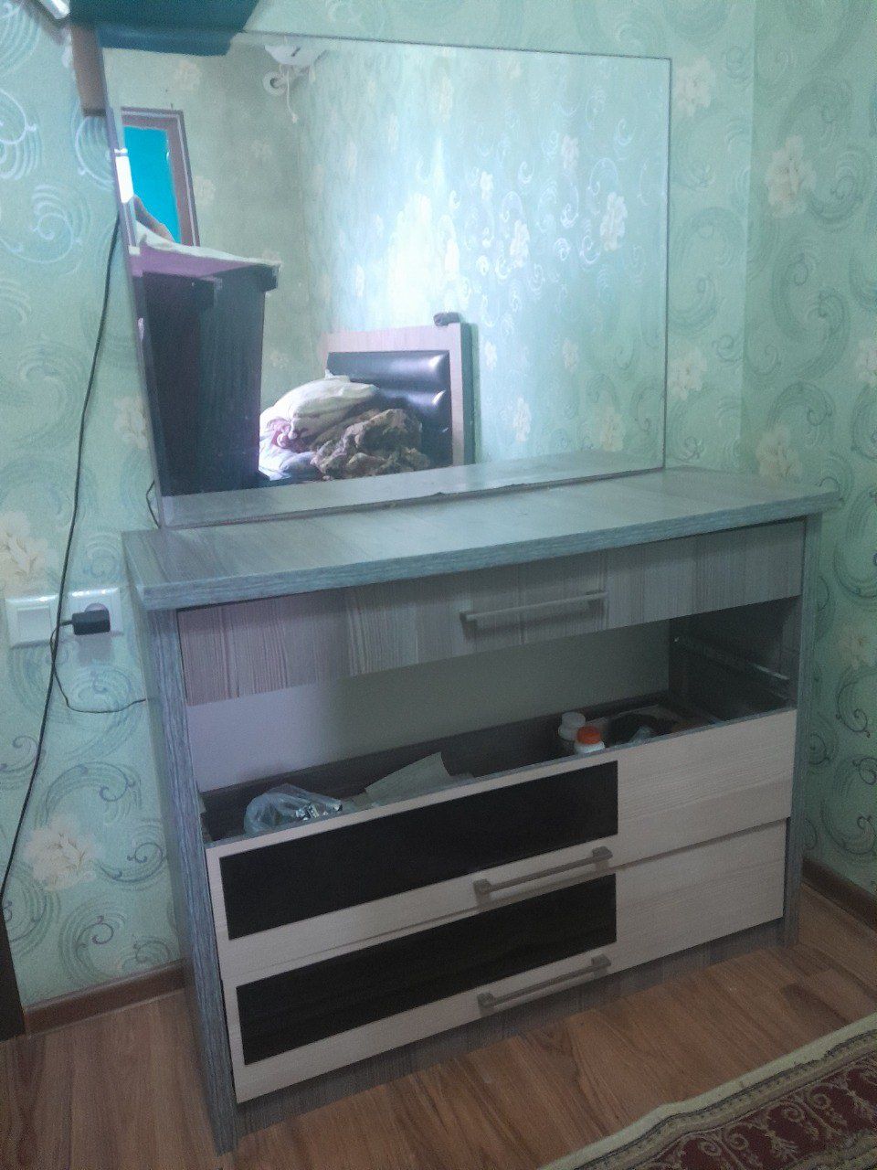 Трюмо тумба шкаф