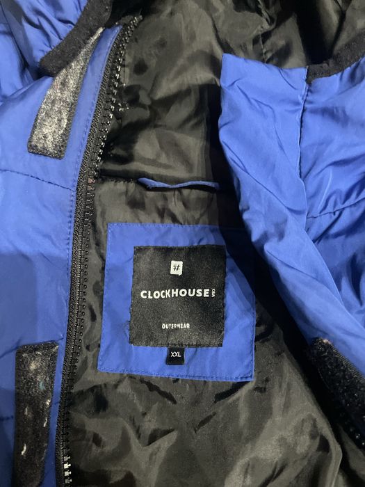 Geacă puffer albastră cu glugă